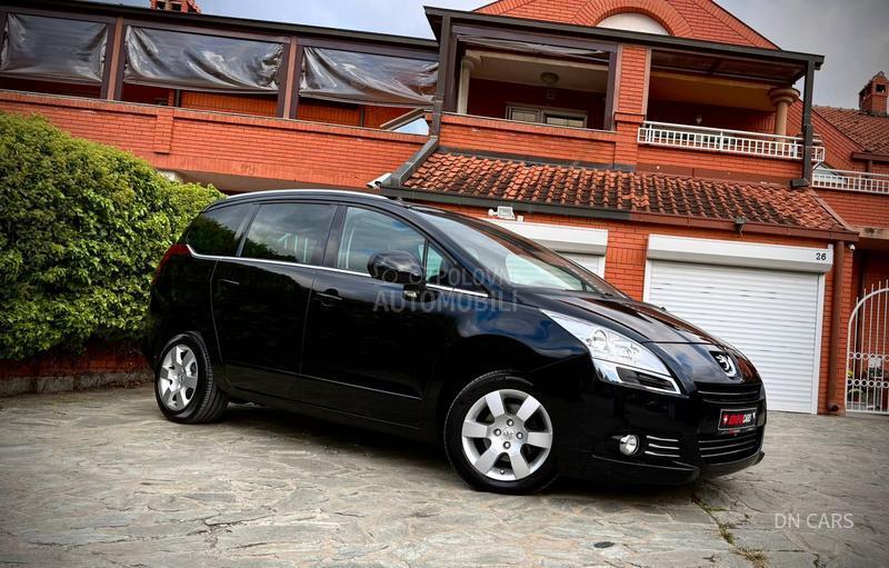 Peugeot 5008 PREMIUM CH Peugeot 5008 PREMIUM CH