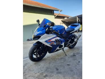 Suzuki Gsxr K7 1000