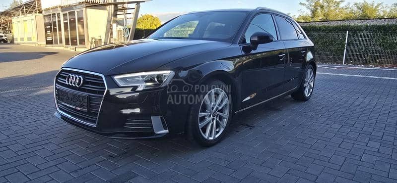 Audi A3 STronic/car vertical