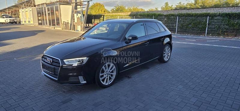 Audi A3 STronic/car vertical