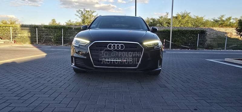 Audi A3 STronic/car vertical