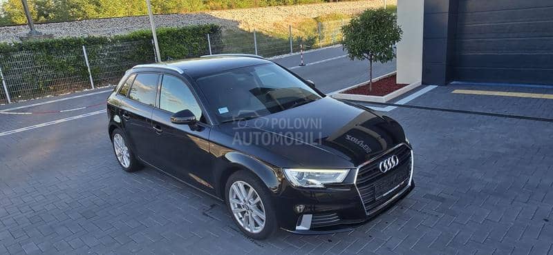 Audi A3 STronic/car vertical