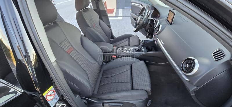 Audi A3 STronic/car vertical