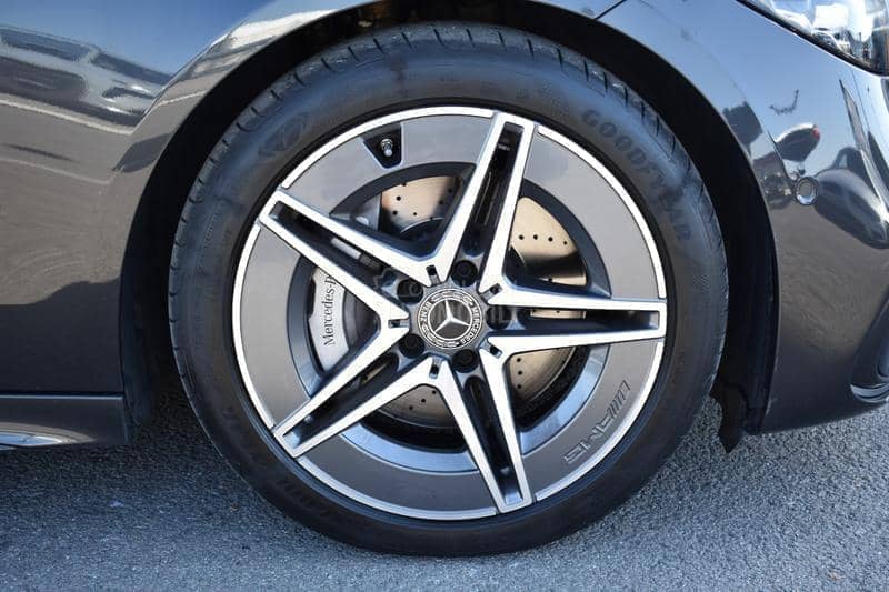 Mercedes Benz C 220 d AMG paket
