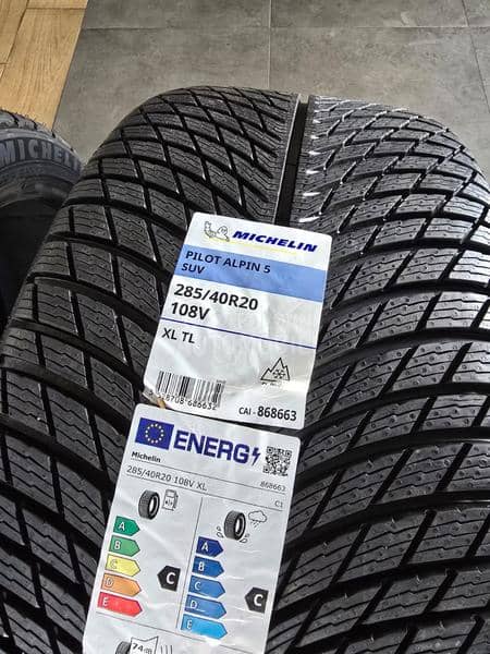 Michelin 295/35 R21 Zimska