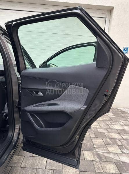 Peugeot 3008 1.5HDI/VIRT./AUTOM.