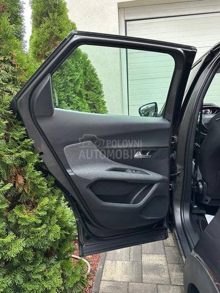 Peugeot 3008 1.5HDI/VIRT./AUTOM.