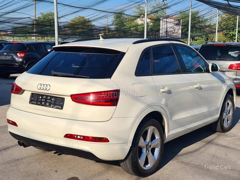 Audi Q3 2.0 TDI S LINE