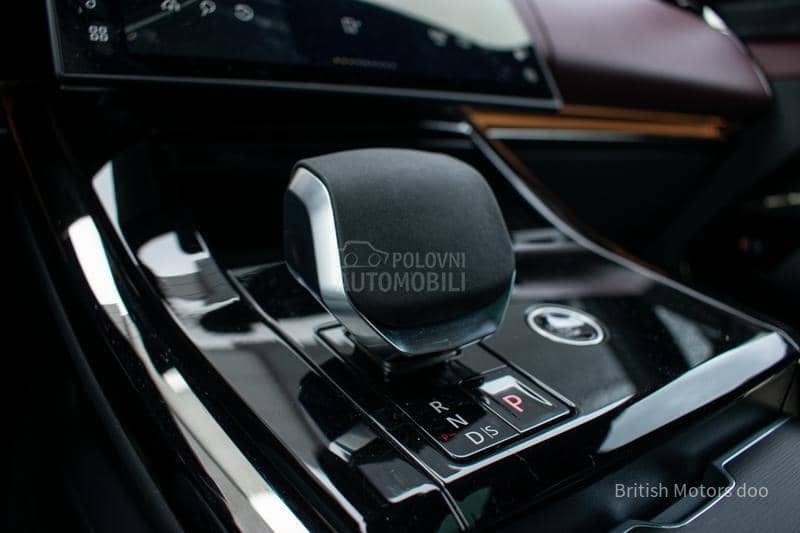 Land Rover Range Rover Sport SE D300