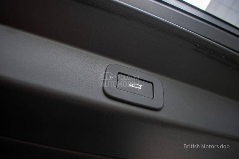 Land Rover Range Rover Sport SE D300