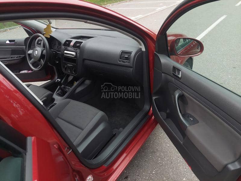 Volkswagen Golf 5 1.6 FSI Reg/Servisi/ Volkswagen Golf 5 1.6 FSI Reg/Servisi/