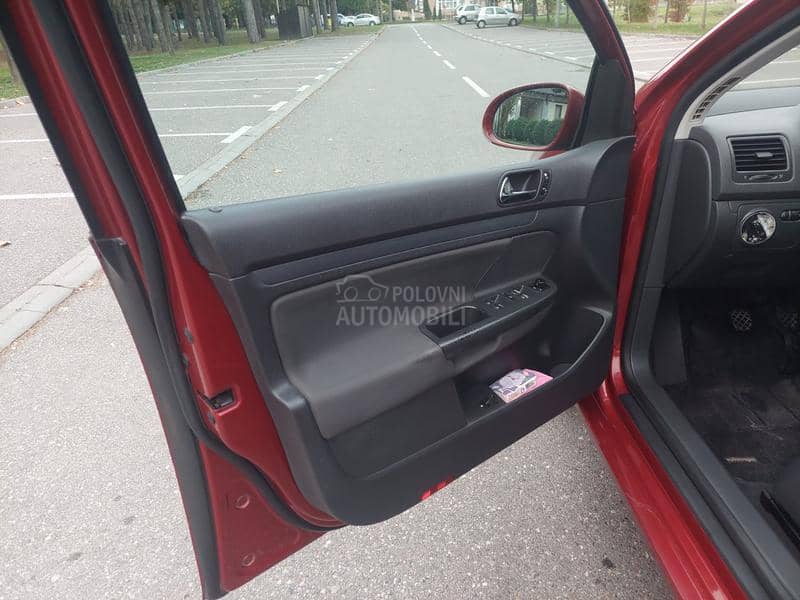 Volkswagen Golf 5 1.6 FSI Reg/Servisi/ Volkswagen Golf 5 1.6 FSI Reg/Servisi/