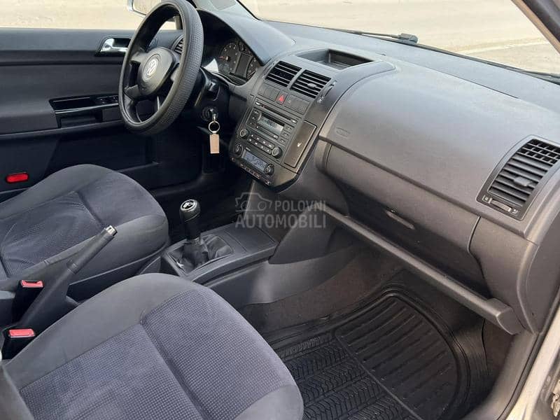 Volkswagen Polo 1.4b 16v