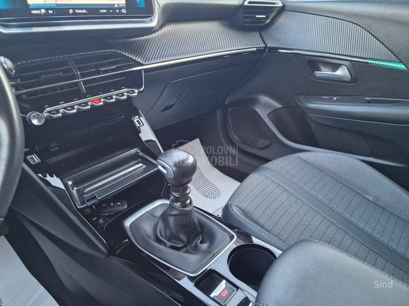Peugeot 208 1.2 PURETECH ALLURE