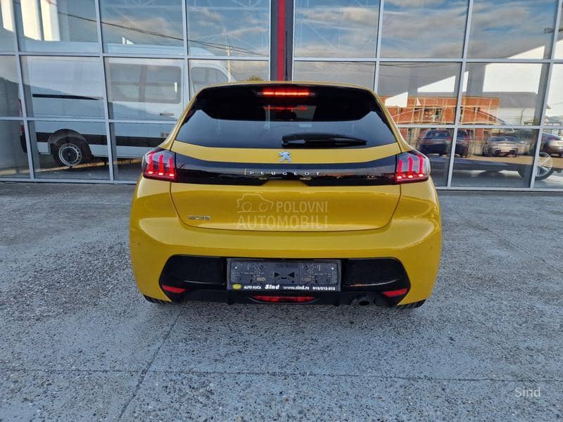 Peugeot 208 1.2 PURETECH ALLURE