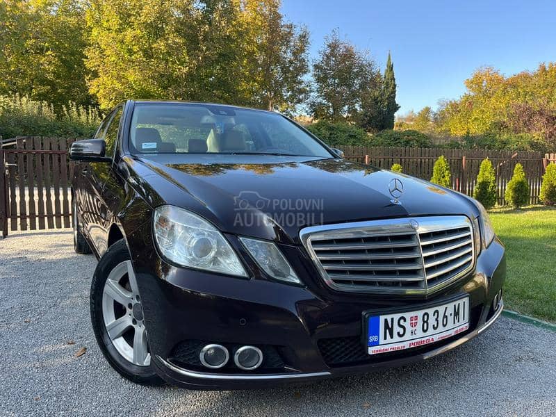 Mercedes Benz E 220 N.A.V.I