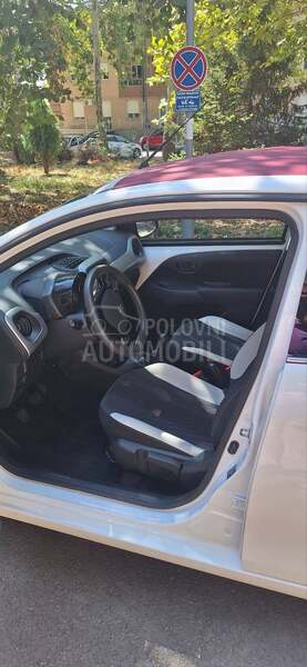 Peugeot 108 1.0
