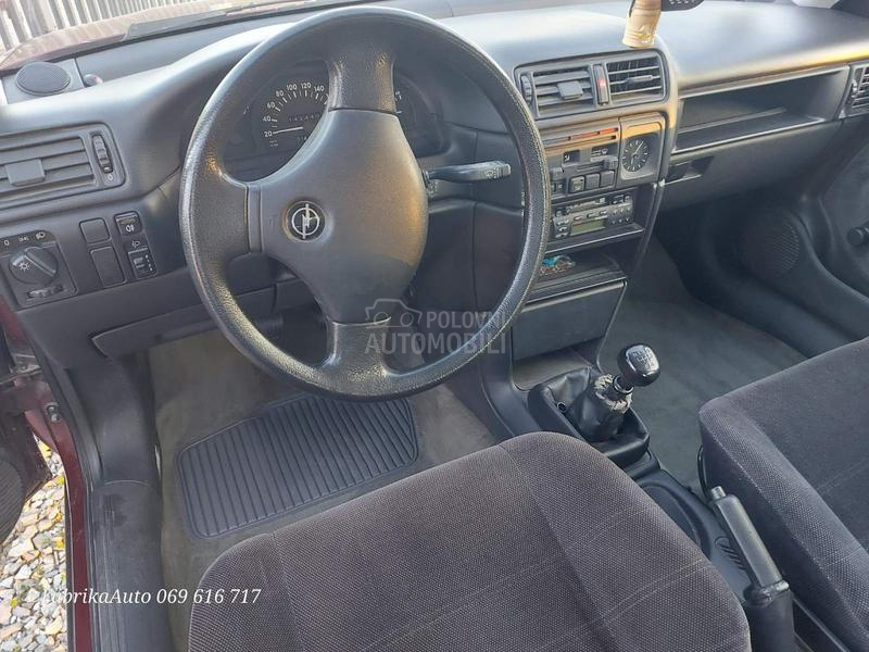 Opel Vectra A 