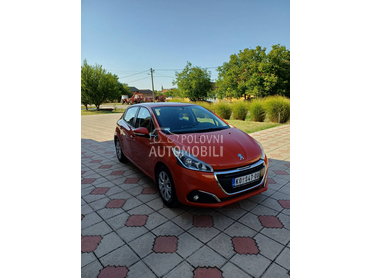 Peugeot 208 1.2E