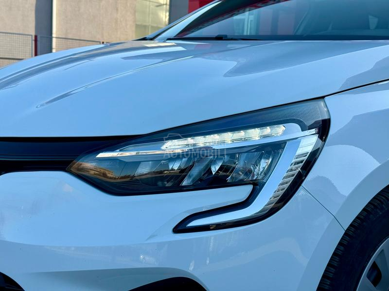 Renault Clio T.O.P O.P.I.S