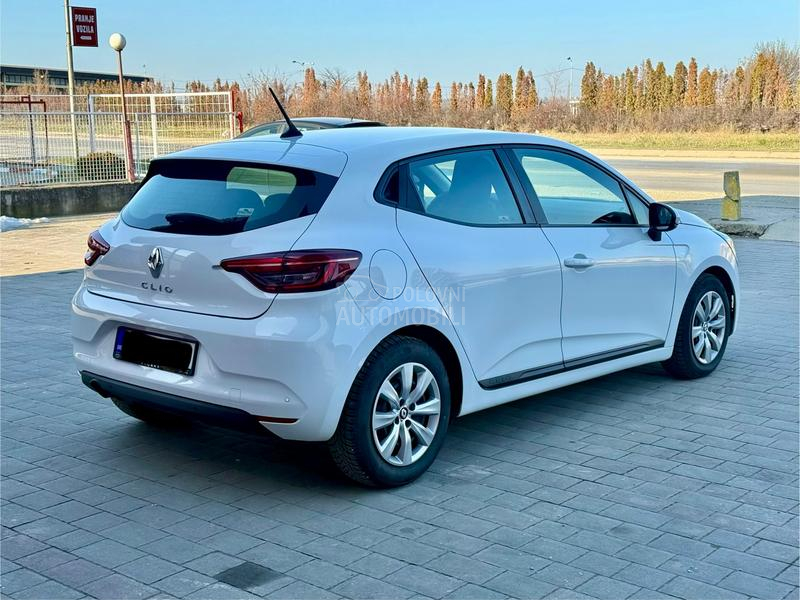 Renault Clio T.O.P O.P.I.S