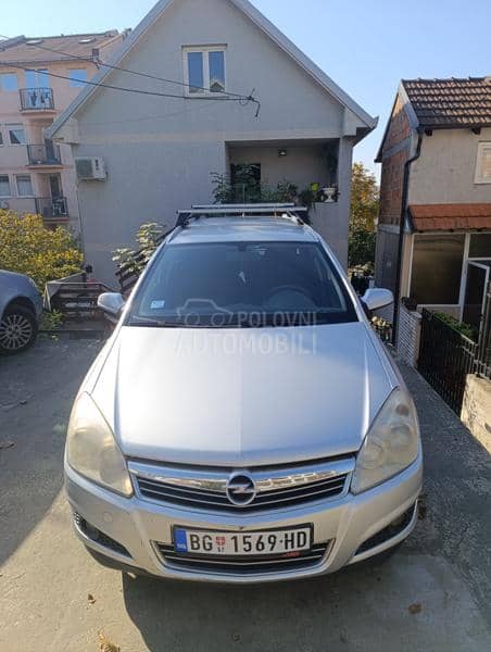 Opel Astra H decembar 2007