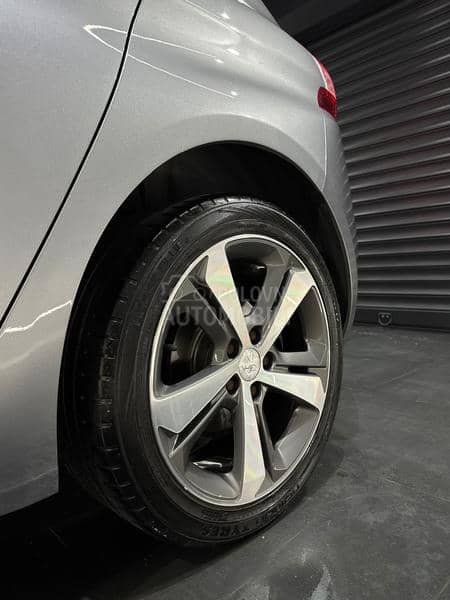 Peugeot 308 GT line Peugeot 308 GT line