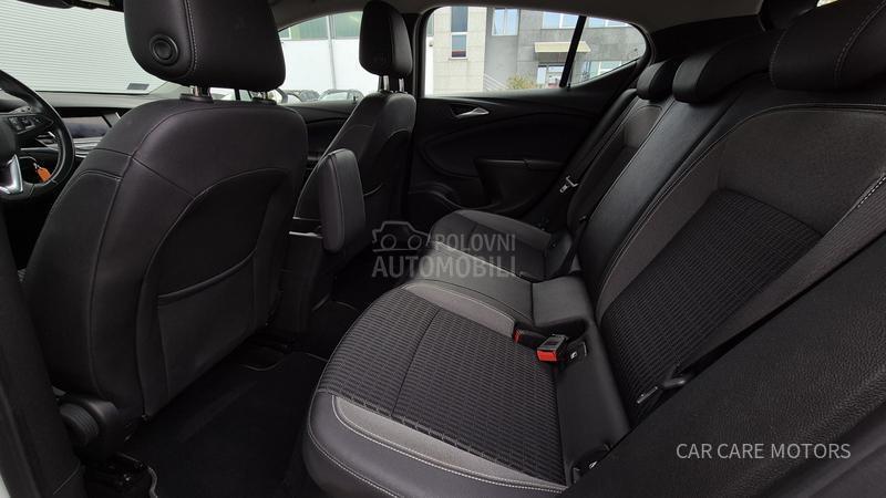 Opel Astra K ELEGANCE 1.2