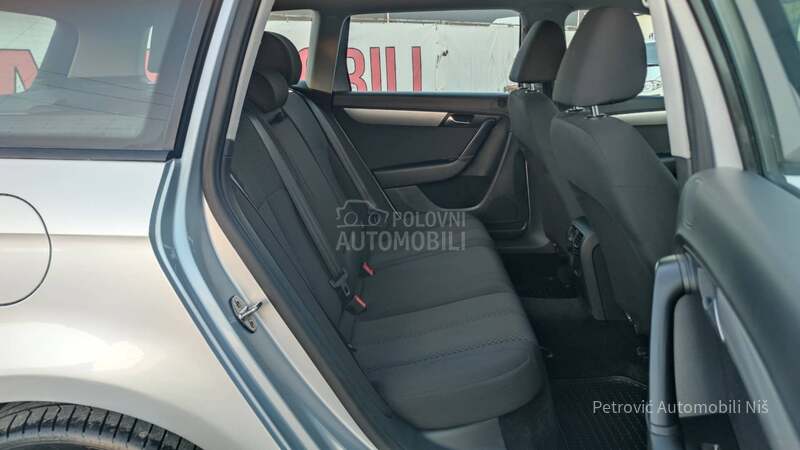 Volkswagen Passat B7 1.6 TDi /BLUEMOTION/