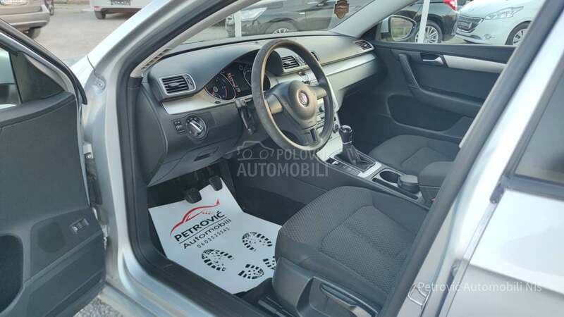 Volkswagen Passat B7 1.6 TDi /BLUEMOTION/