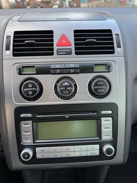 Volkswagen Touran CROSS