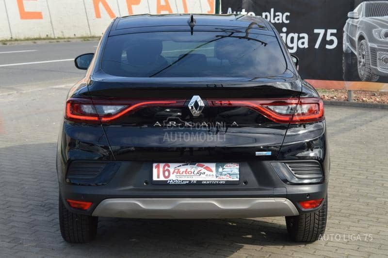 Renault Arkana 1.6 E-Tech145 Busine