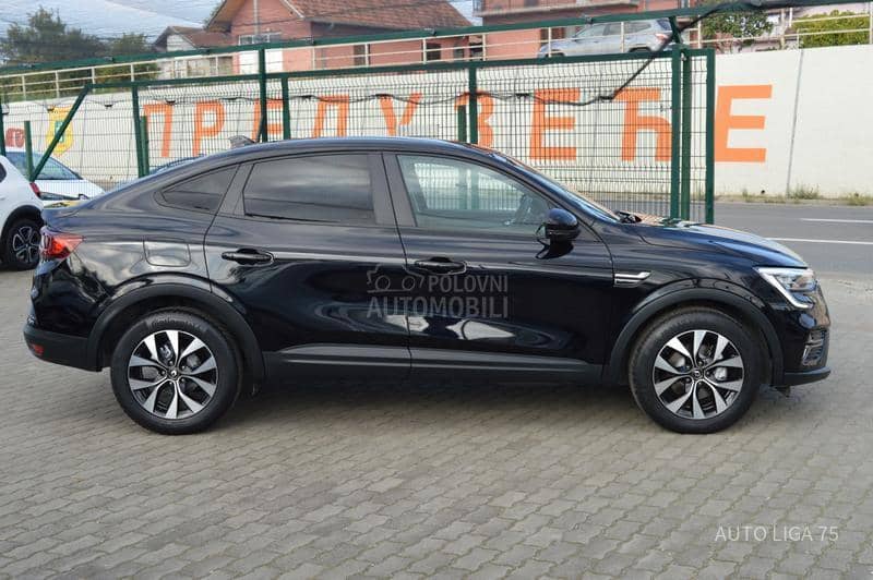 Renault Arkana 1.6 E-Tech145 Busine