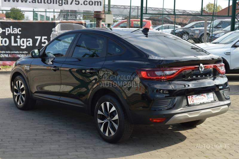 Renault Arkana 1.6 E-Tech145 Busine