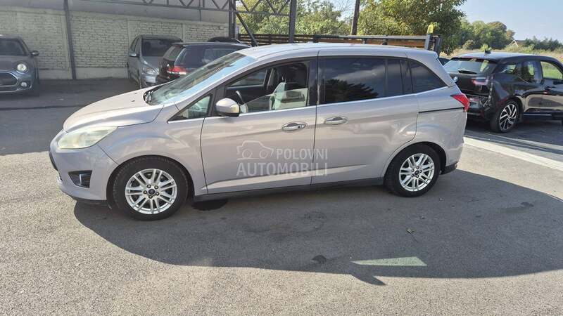 Ford Grand C-Max 1.6TDCI 7 S E D