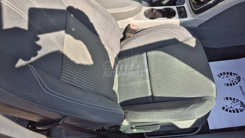 Ford Grand C-Max 1.6TDCI 7 S E D