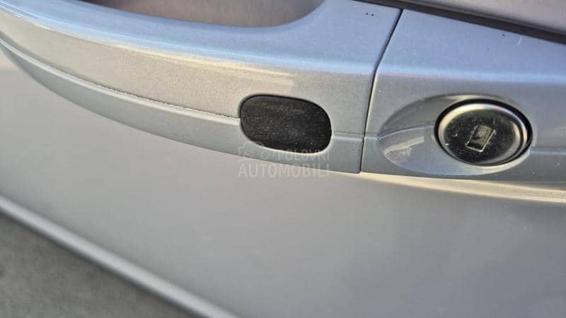 Ford Grand C-Max 1.6TDCI 7 S E D