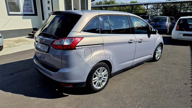 Ford Grand C-Max 1.6TDCI 7 S E D