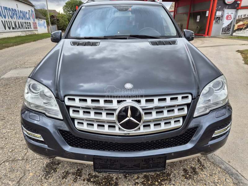 Mercedes Benz ML 350 
