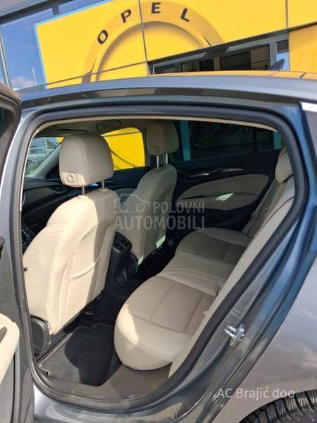 Opel Insignia 2.0 170 HP AT6