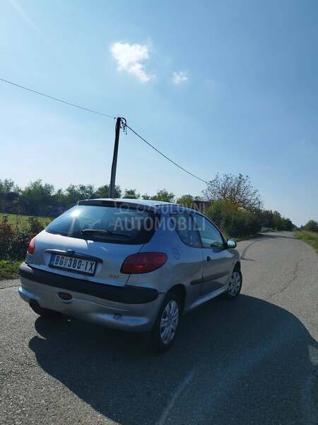 Peugeot 206 