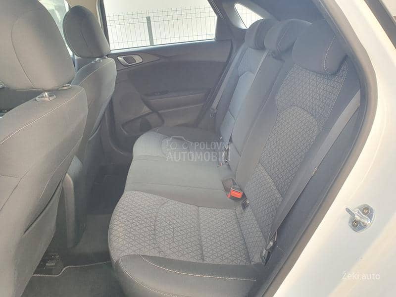 Kia cee`d 1.4T DCT