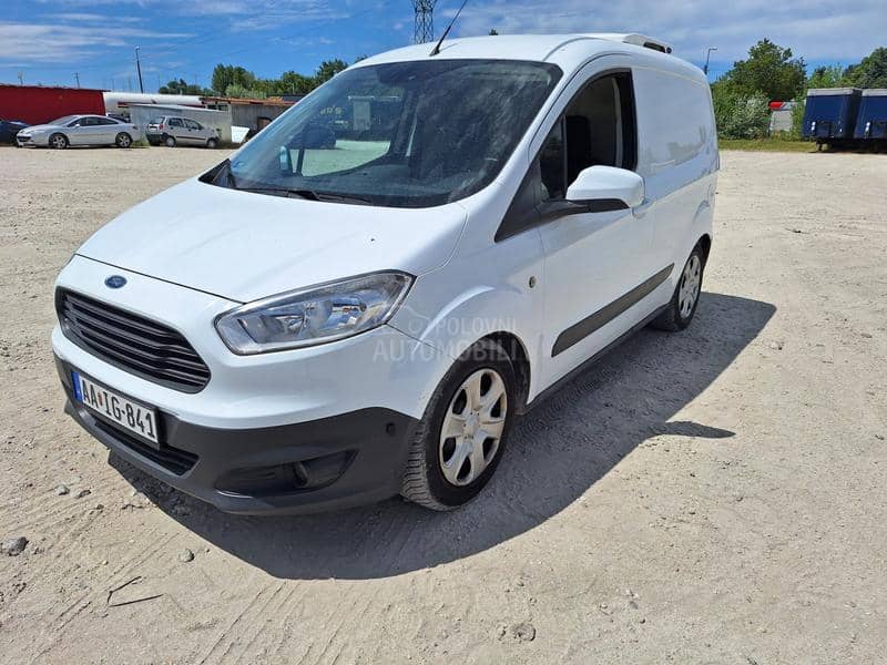 Ford Transit Courier 