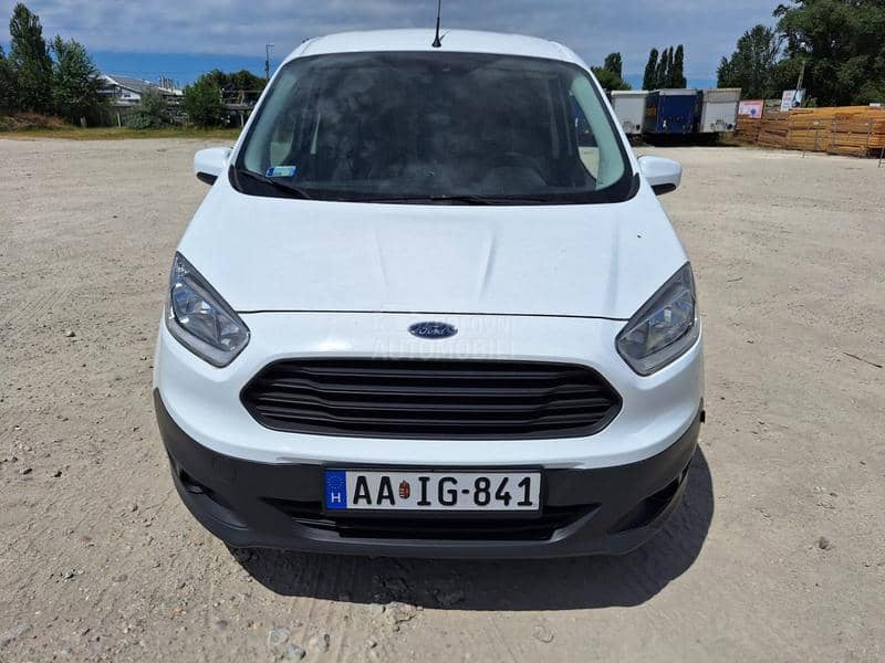 Ford Transit Courier 