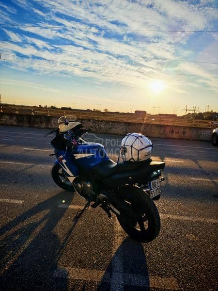 Suzuki GS 500F