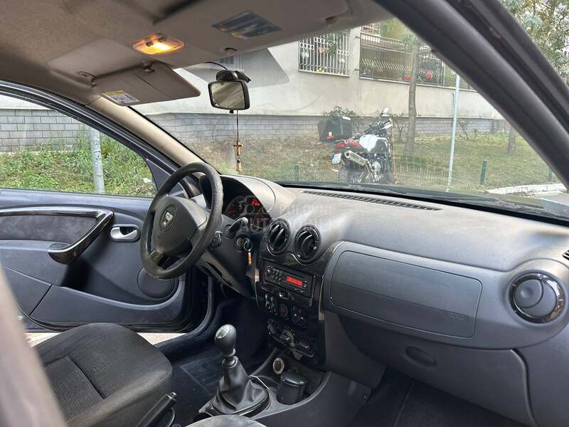 Dacia Duster 1.6L 4WD