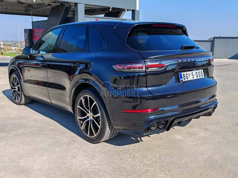 Porsche Cayenne 