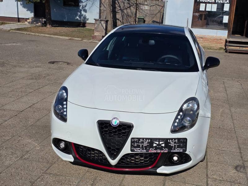 Alfa Romeo Giulietta 2.0mjet AUT/NAV 128K Alfa Romeo Giulietta 2.0mjet AUT/NAV 128K