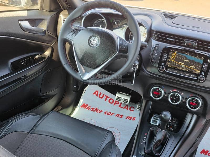 Alfa Romeo Giulietta 2.0mjet AUT/NAV 128K Alfa Romeo Giulietta 2.0mjet AUT/NAV 128K