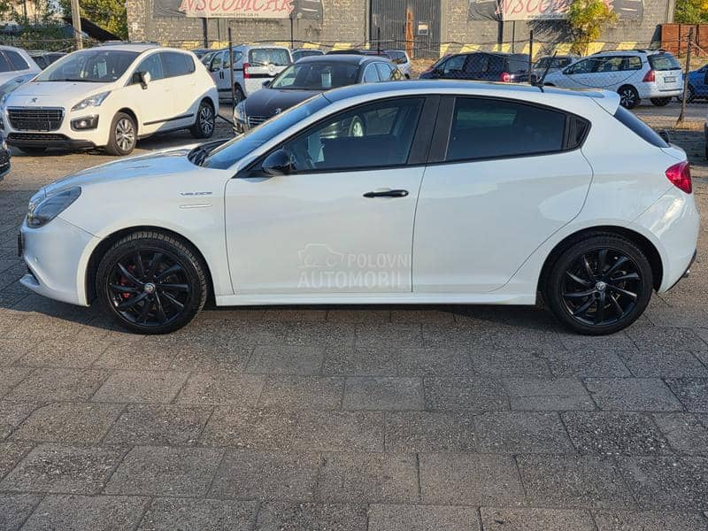 Alfa Romeo Giulietta 2.0mjet AUT/NAV 128K Alfa Romeo Giulietta 2.0mjet AUT/NAV 128K